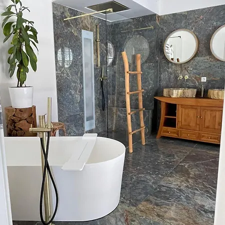 Luxus Bungalow Im Chiemgau * سيغزدورف